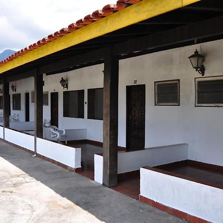 Hotel Fazenda 3 Poderes Caraguatatuba Pokoj fotografie